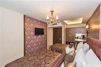 Marmara Place Old City Hotel 4*