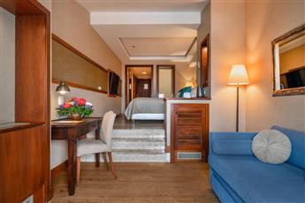 Marti Resort Deluxe Hotel