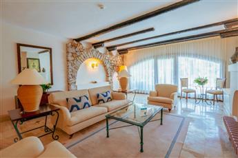 Marti Resort Deluxe Hotel