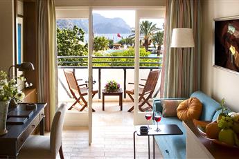 Marti Resort Deluxe Hotel