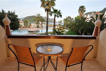 Marti Resort Deluxe Hotel