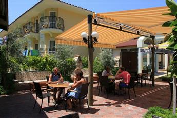 Mavruka Hotel