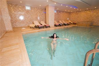Maya World Park 4*