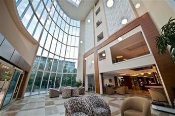 MC Beach Park Resort Hotel