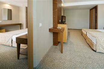 MC Beach Resort Hotel 5*