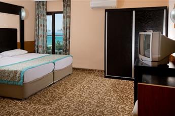 MC Mahberi Beach Hotel