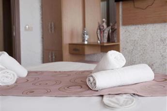 Megaron Hotel