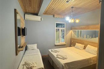 Megaron Hotel