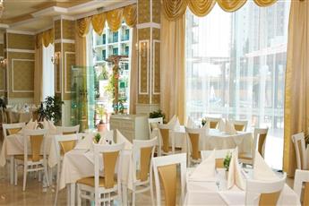 Mena Palace Hotel  4*