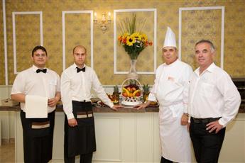 Mena Palace Hotel  4*