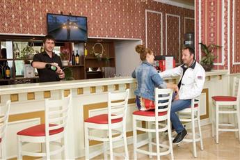 Mena Palace Hotel  4*