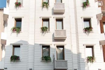 Mevlana Hotel 3*
