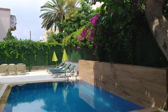 Meyde Boutique & Suites