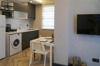 Meyde Boutique & Suites