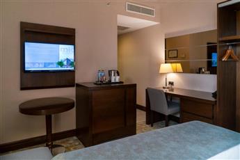 Midtown Hotel 4*