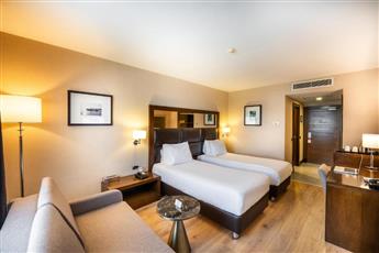 Midtown Hotel 4*