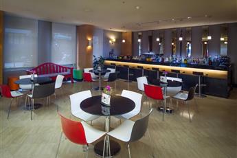 Midtown Hotel