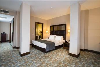 Midtown Hotel