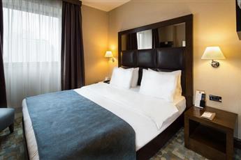 Midtown Hotel