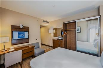 Midtown Hotel