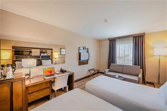 Midtown Hotel