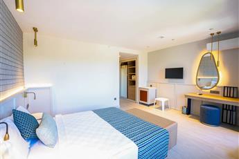 Mira Meridia Beach Resort Hotel 5*