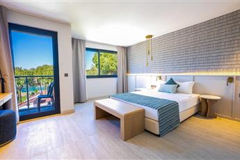 Mira Meridia Beach Resort Hotel
