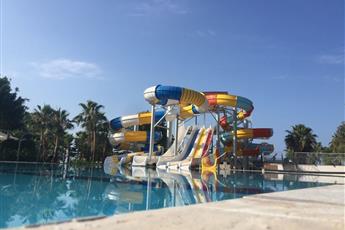 Mira Meridia Beach Resort Hotel