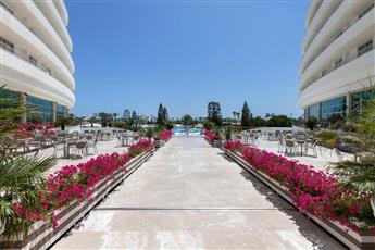 Miracle Resort Hotel