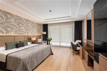 Miracle Resort Hotel