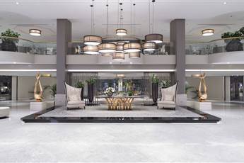 Mirage Park Resort 5*