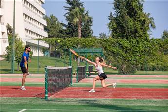 Mirage Park Resort 5*