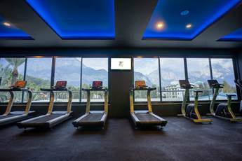 Mirage Park Resort 5*