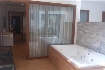 Mirage World Hotel