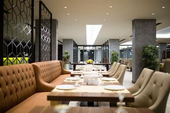 Mirage World Hotel 4*