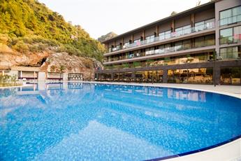 Mirage World Hotel 4*