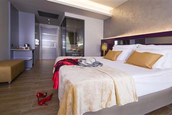 Mirage World Hotel 4*