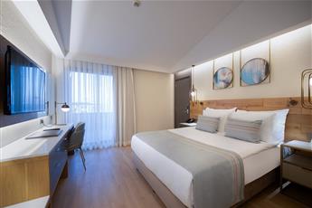 Miramare Beach Hotel 5*