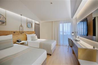 Miramare Beach Hotel 5*