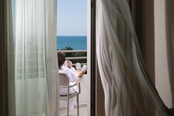 Miramare Beach Hotel 5*