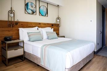 Miramare Beach Hotel 5*