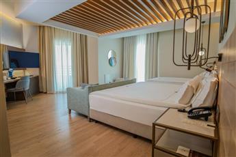 Miramare Beach Hotel