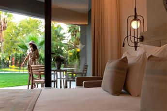 Miramare Beach Hotel