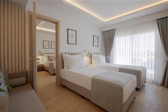 Miramare Queen Hotel 5*