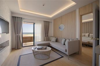 Miramare Queen Hotel 5*