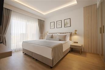 Miramare Queen Hotel 5*