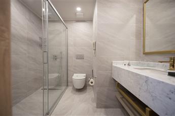 Miramare Queen Hotel 5*