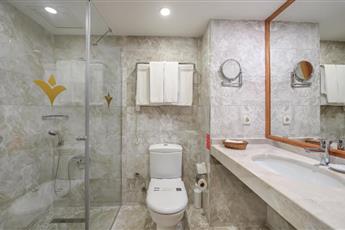 Miramare Queen Hotel