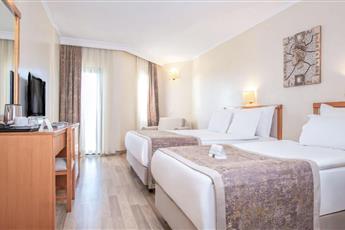 Miramare Queen Hotel