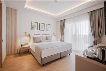 Miramare Queen Hotel